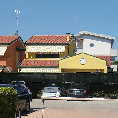 アパート Villaggio Dei Fiori Con Posto Auto *