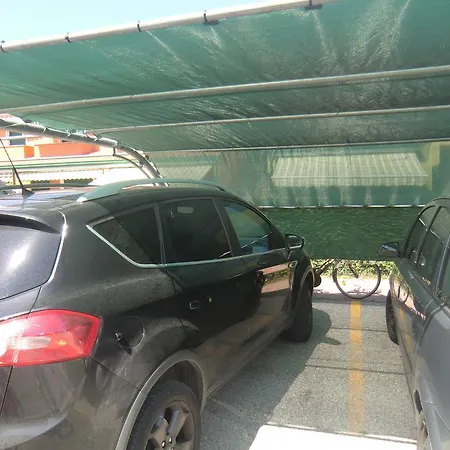 Villaggio Dei Fiori Con Posto Auto *