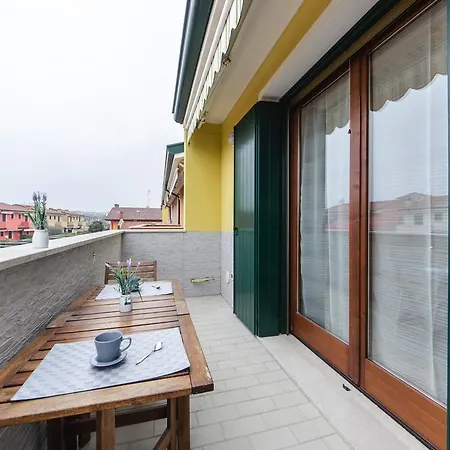 Villaggio Dei Fiori Con Posto Auto アパート