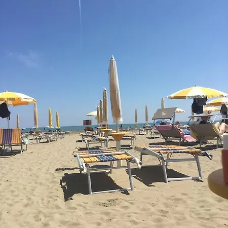 Villaggio Dei Fiori Con Posto Auto